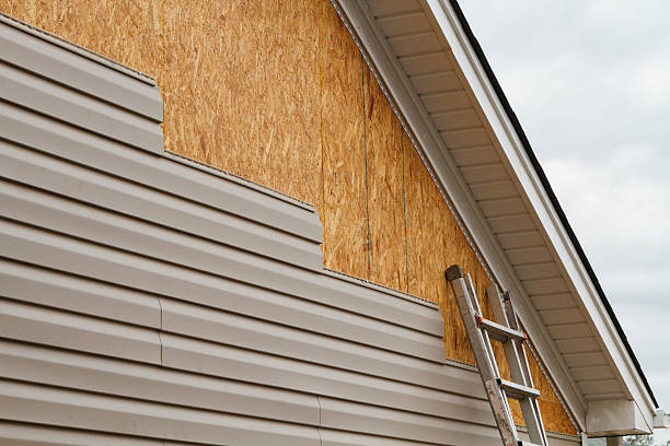 Professional Wood Siding technician working in Arlington, NY